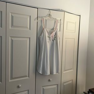 Natori size large short nightgown.